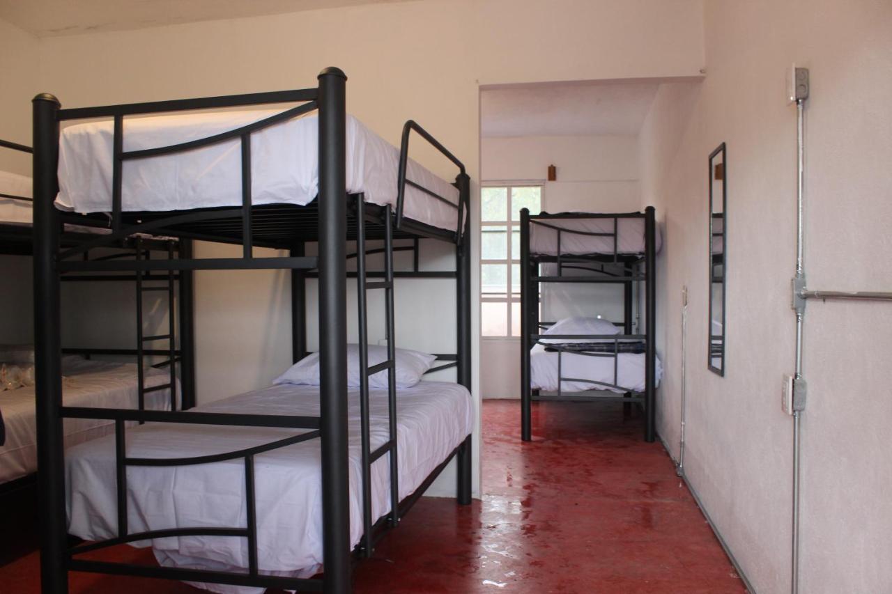 Sukha Hostel Хилитла Экстерьер фото